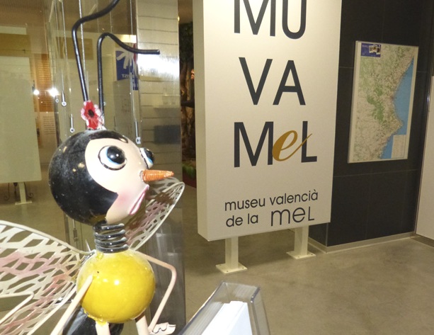 MUSEO DE LA MIEL - MONTROY